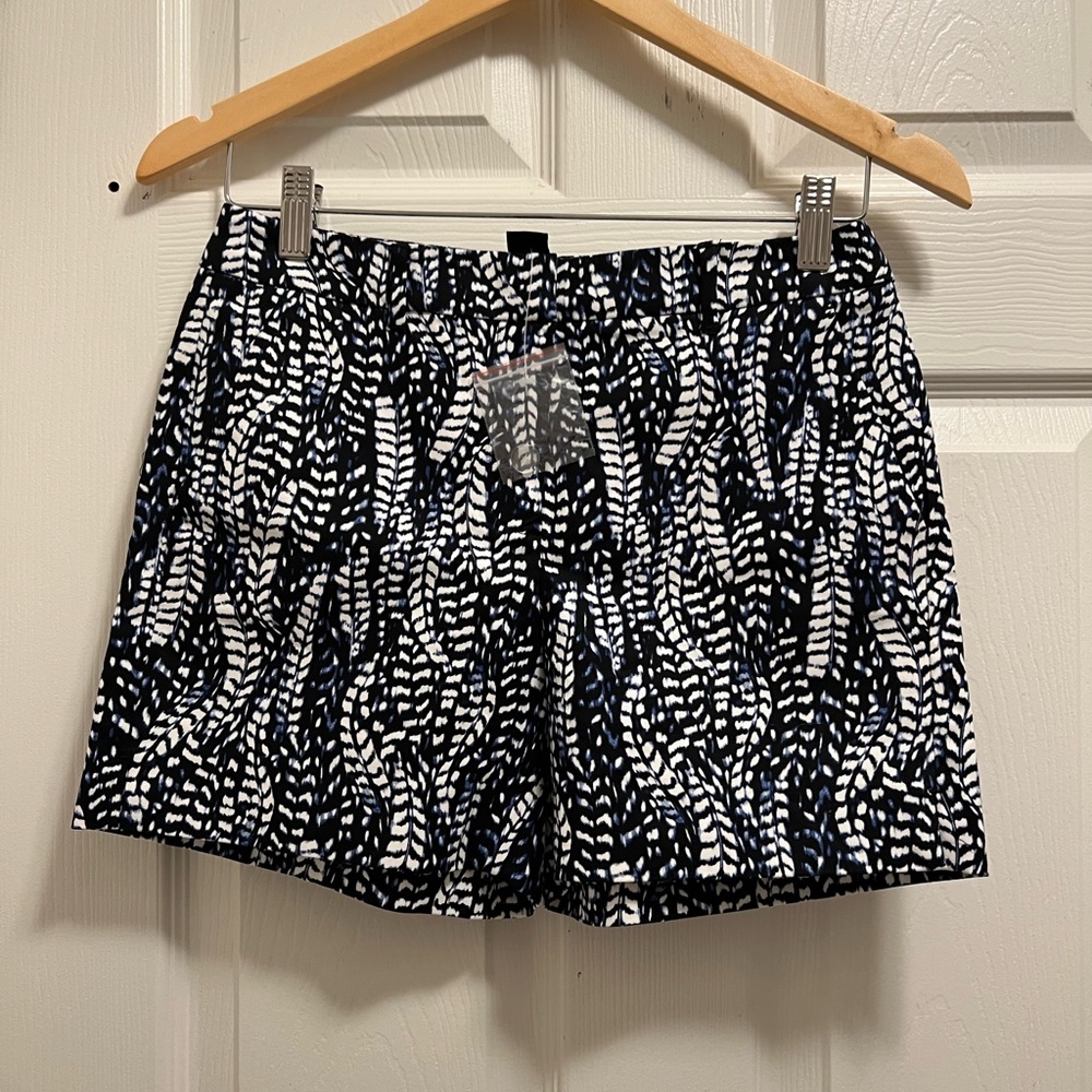 WHBM navy and white shorts